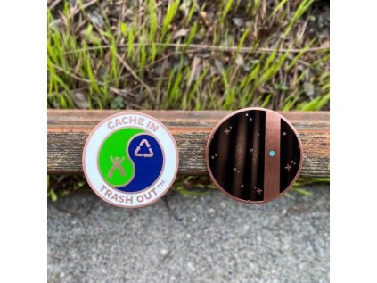 Geocachingový obchod. 2020 CITO Full Size Geocoin- Tiny Blue Dot.
